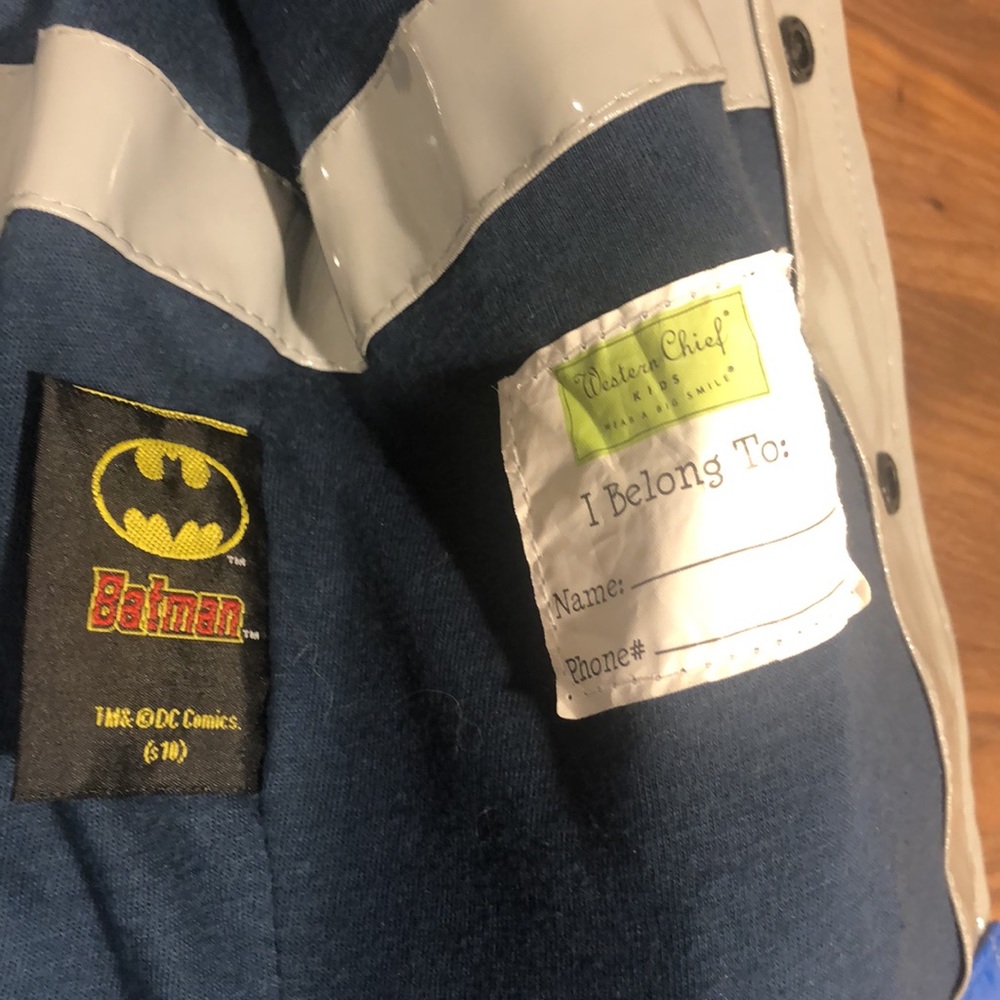 Batman rain jacket - Picture 3 of 5